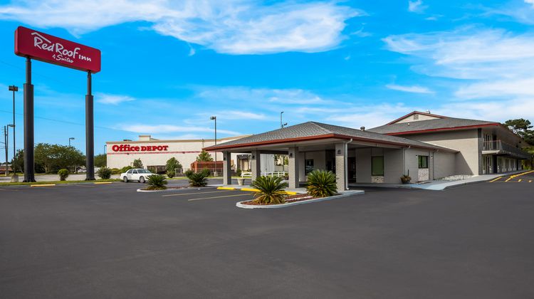 Red Roof Inn & Suites Thomasville Exterior