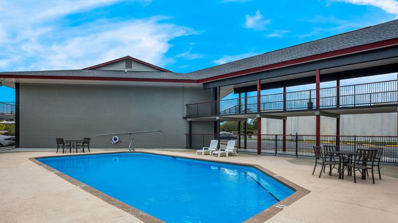 <b>Red Roof Inn & Suites Thomasville Pool</b>. Images powered by <a href="https://www.leonardoworldwide.com/" title="Leonardo Worldwide" target="_blank">Leonardo</a>.