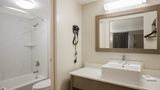 Red Roof Inn & Suites Thomasville Room