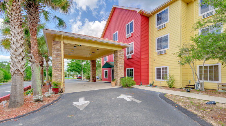 <b>Magnuson Hotel Wildwood Inn Exterior</b>. Images powered by <a href="https://www.leonardoworldwide.com/" title="Leonardo Worldwide" target="_blank">Leonardo</a>.