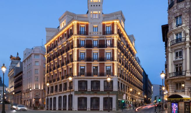 JW Marriott Hotel Madrid Exterior