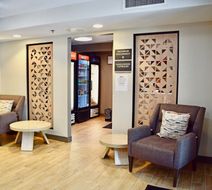 Candlewood Suites Downtown Exterior
