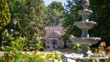 Woodland Manor Hotel Exterior