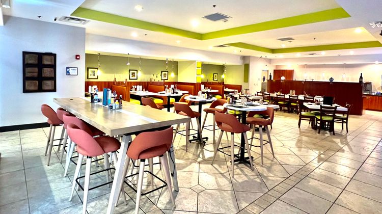 Holiday Inn Toledo-Maumee (I-80/90) Restaurant