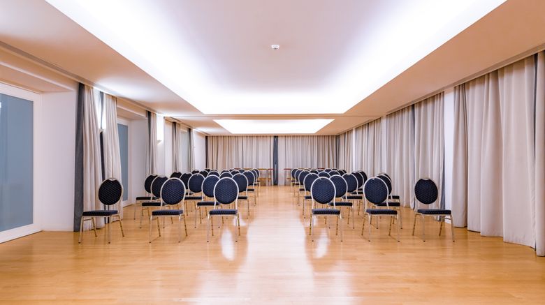 <b>Pestana Cidadela Cascais Meeting</b>. Images powered by <a href="https://www.leonardoworldwide.com/" title="Leonardo Worldwide" target="_blank">Leonardo</a>.