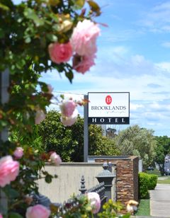 Brooklands of Mornington Hotel
