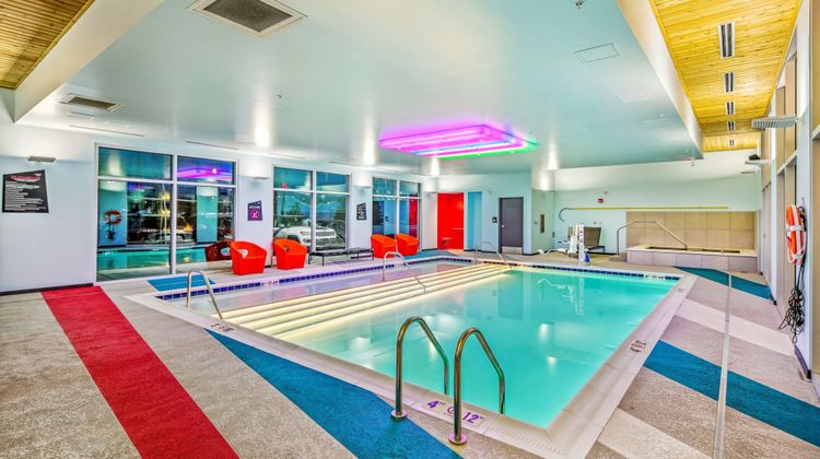 Aloft Anchorage Pool
