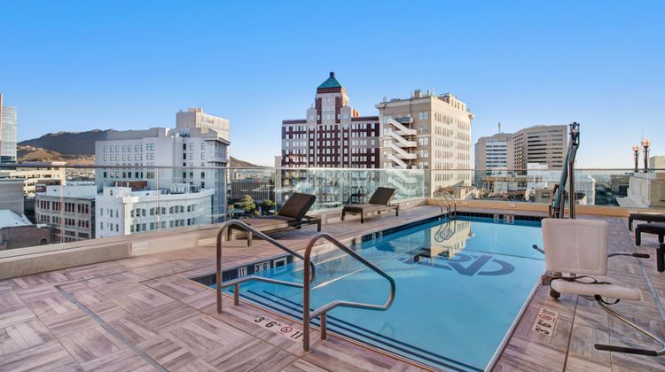 Hotel Paso del Norte, Autograph Collecti Pool