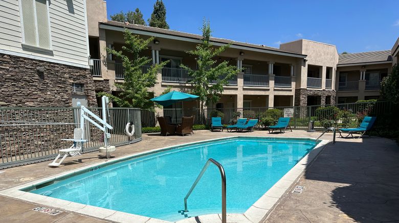 <b>Holiday Inn Express Hotel & Stes Pool</b>. Images powered by <a href="https://www.leonardoworldwide.com/" title="Leonardo Worldwide" target="_blank">Leonardo</a>.