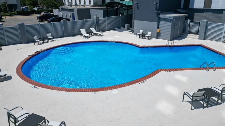 <b>Holiday Inn Metairie New Orleans Airport Pool</b>. Images powered by <a href="https://www.leonardoworldwide.com/" title="Leonardo Worldwide" target="_blank">Leonardo</a>.