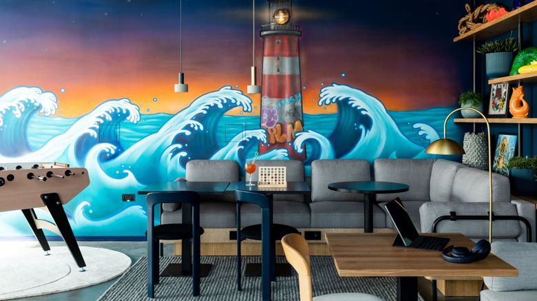 <b>Moxy Plymouth Lobby</b>. Images powered by <a href="https://www.leonardoworldwide.com/" title="Leonardo Worldwide" target="_blank">Leonardo</a>.
