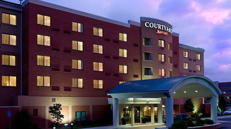 <b>Courtyard by Marriott Cincinnati North Exterior</b>. Images powered by <a href="https://www.leonardoworldwide.com/" title="Leonardo Worldwide" target="_blank">Leonardo</a>.