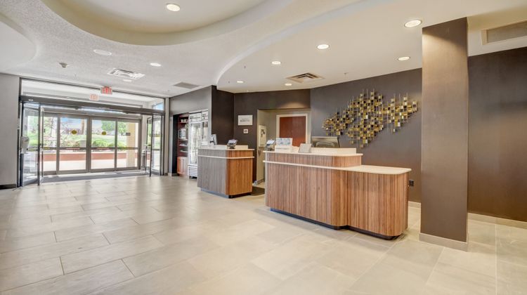 Courtyard by Marriott Cincinnati North Lobby
