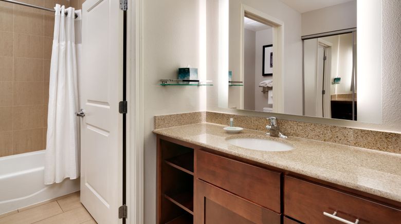 <b>Residence Inn Houston I-10 West Room</b>. Images powered by <a href="https://www.leonardoworldwide.com/" title="Leonardo Worldwide" target="_blank">Leonardo</a>.
