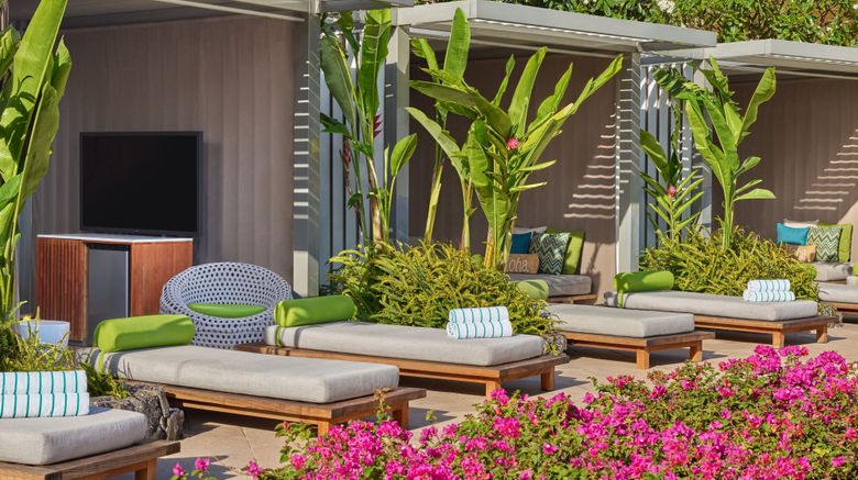 <b>The Ritz-Carlton Maui, Kapalua Pool</b>. Images powered by <a href="https://www.leonardoworldwide.com/" title="Leonardo Worldwide" target="_blank">Leonardo</a>.