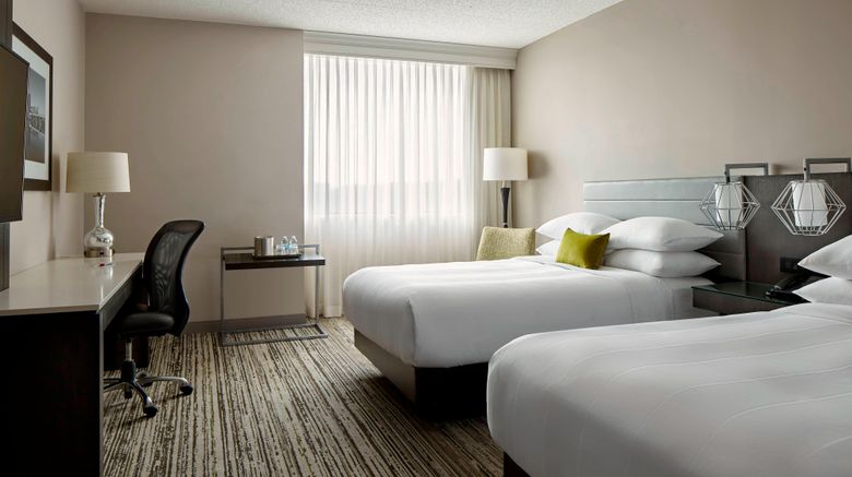 <b>Marriott Hartford/Windsor Airport Room</b>. Images powered by <a href="https://www.leonardoworldwide.com/" title="Leonardo Worldwide" target="_blank">Leonardo</a>.