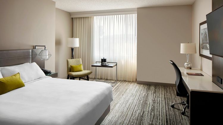 Marriott Cincinnati Airport Room