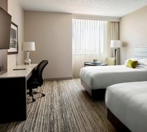 Marriott Cincinnati North Room