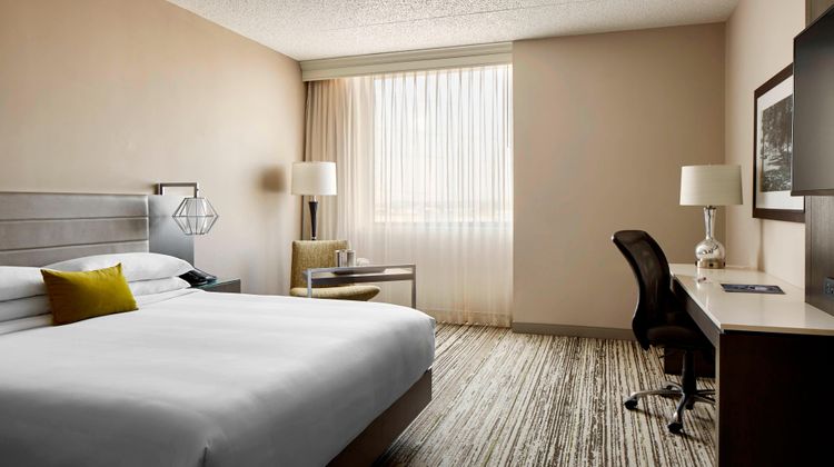 Marriott Cincinnati North Room