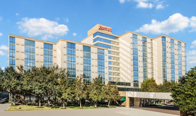 Houston Marriott North Exterior