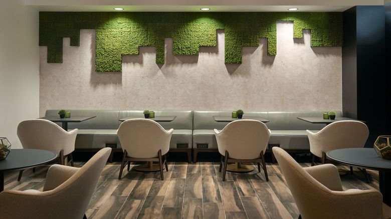 <b>Charlotte Marriott SouthPark Lobby</b>. Images powered by <a href="https://www.leonardoworldwide.com/" title="Leonardo Worldwide" target="_blank">Leonardo</a>.