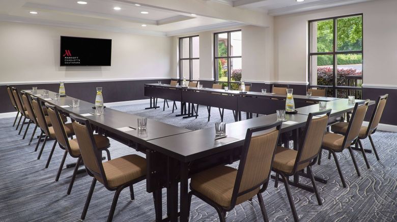 <b>Charlotte Marriott SouthPark Meeting</b>. Images powered by <a href="https://www.leonardoworldwide.com/" title="Leonardo Worldwide" target="_blank">Leonardo</a>.