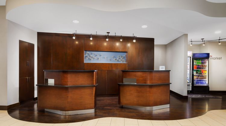 Courtyard Keene Downtown Lobby