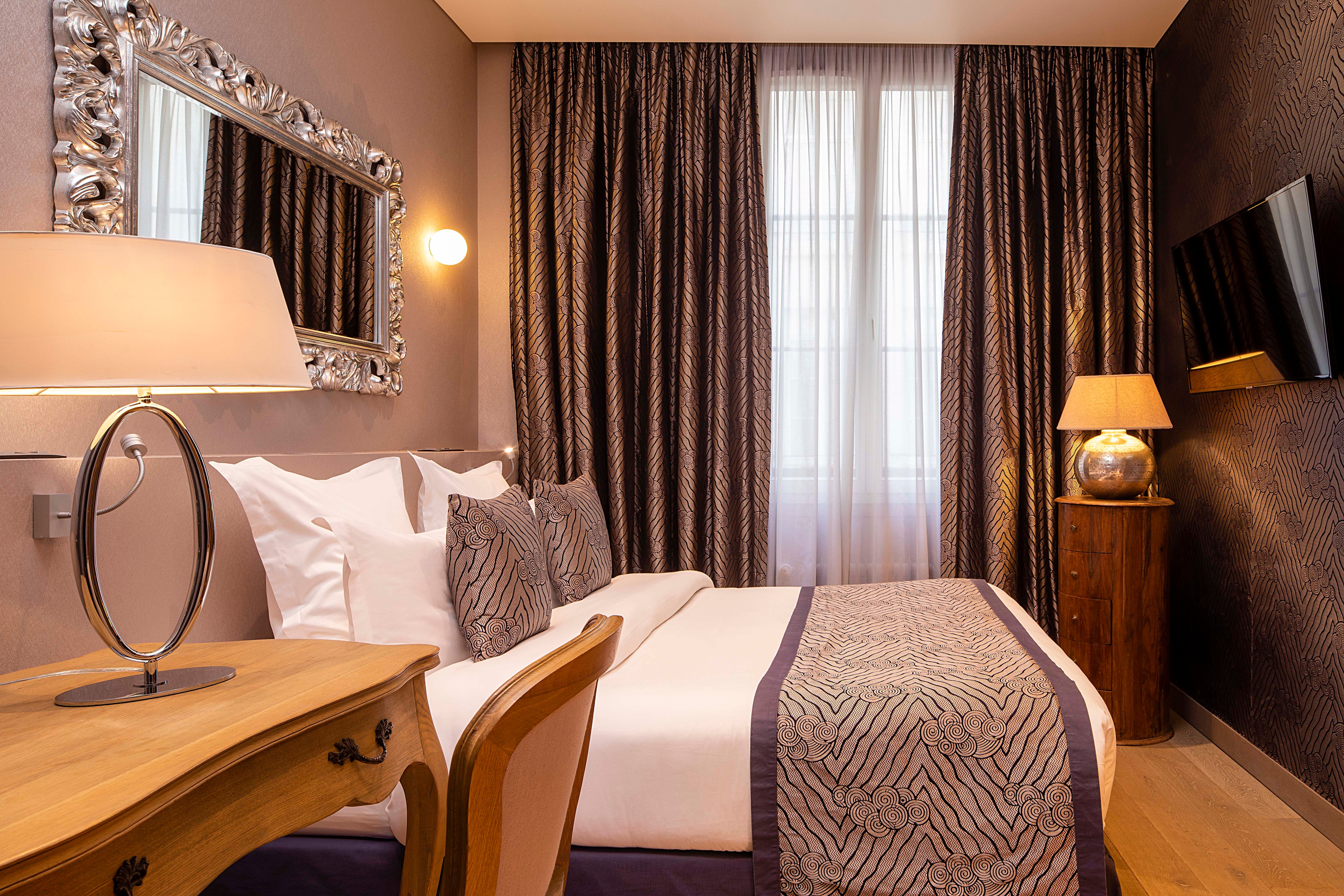 Hotel Pas de Calais- First Class Paris, France Hotels- GDS