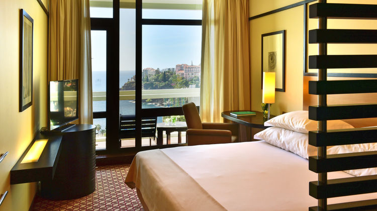 Pestana Casino Park Hotel Room