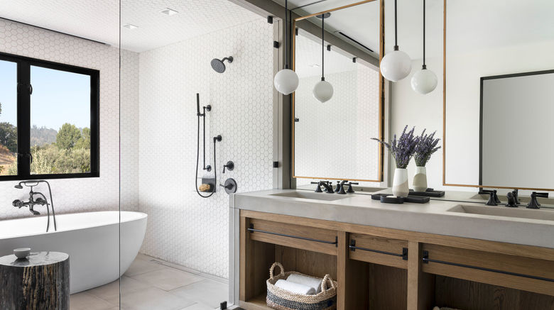 <b>Four Seasons Resort & Residences Napa Room</b>. Images powered by <a href="https://www.leonardoworldwide.com/" title="Leonardo Worldwide" target="_blank">Leonardo</a>.