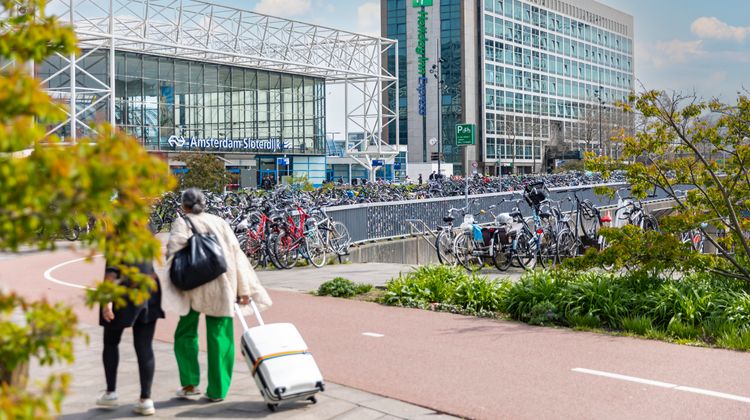 Holiday Inn Express Amsterdam-Sloterdijk Exterior