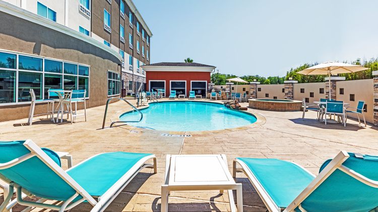 Holiday Inn Express Houston Space Center Pool