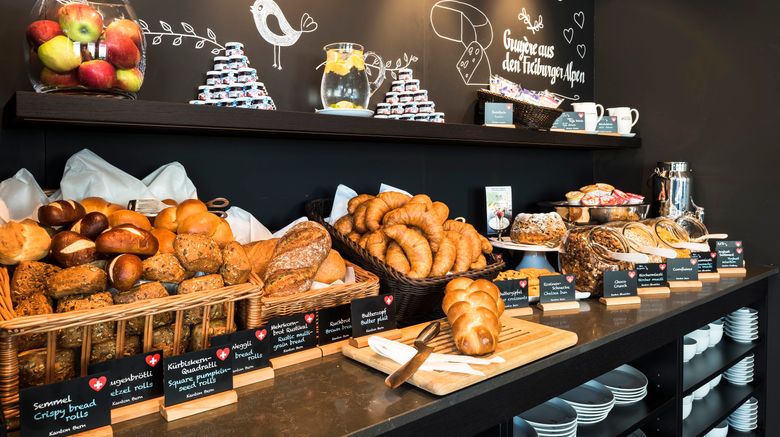 <b>Motel One Basel Restaurant</b>. Images powered by <a href="https://www.leonardoworldwide.com/" title="Leonardo Worldwide" target="_blank">Leonardo</a>.