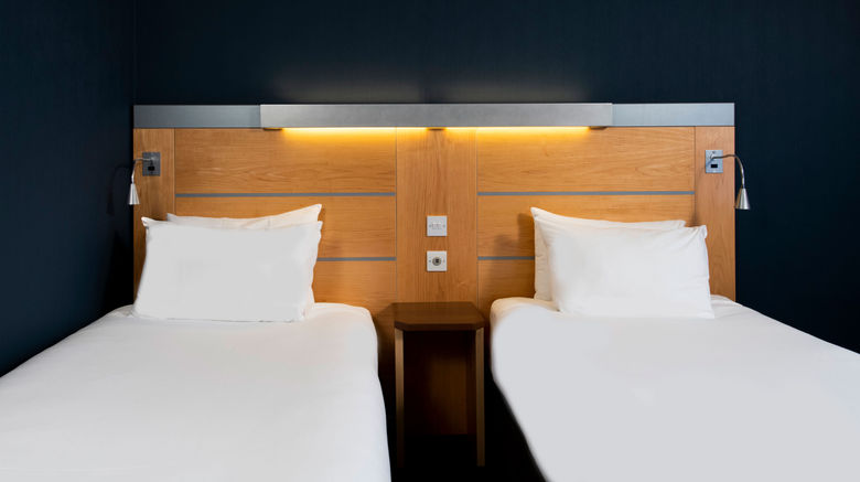 <b>Holiday Inn Express Leeds City Centre Room</b>. Images powered by <a href="https://www.leonardoworldwide.com/" title="Leonardo Worldwide" target="_blank">Leonardo</a>.