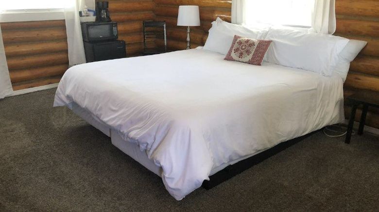 <b>Sportsman's Lodge Room</b>. Images powered by <a href="https://www.leonardoworldwide.com/" title="Leonardo Worldwide" target="_blank">Leonardo</a>.