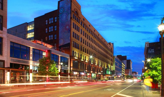 Residence Inn Cleveland Downtown Exterior