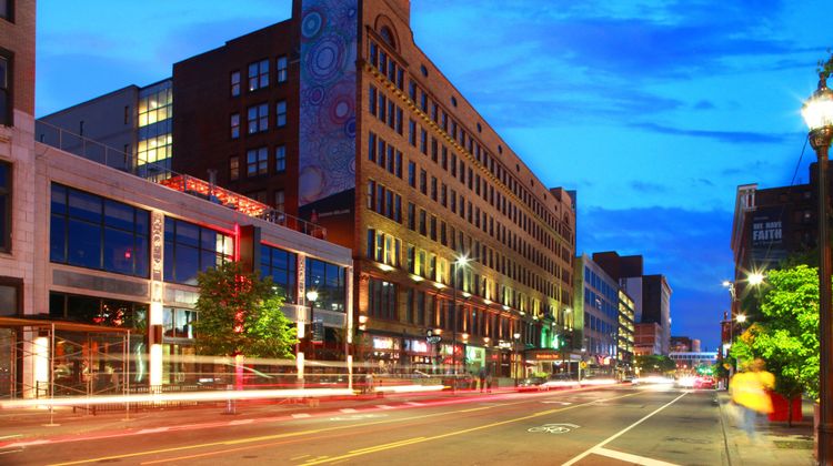 Residence Inn Cleveland Downtown Exterior