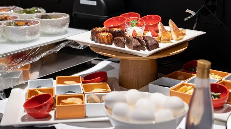 <b>Oakwood Hotel Oike Kyoto Restaurant</b>. Images powered by <a href="https://www.leonardoworldwide.com/" title="Leonardo Worldwide" target="_blank">Leonardo</a>.