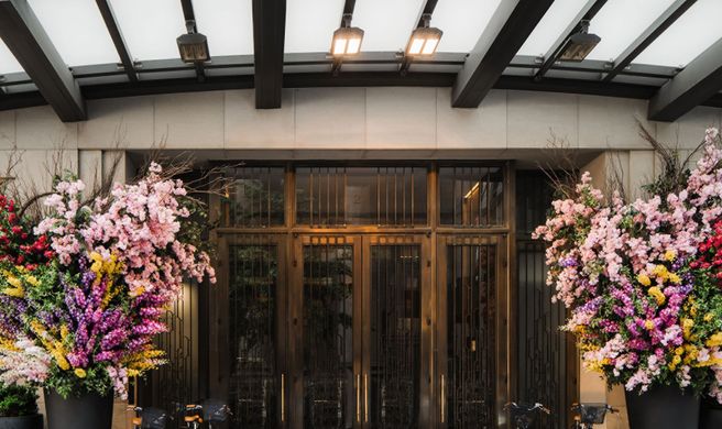 Four Seasons New York Downtown Exterior