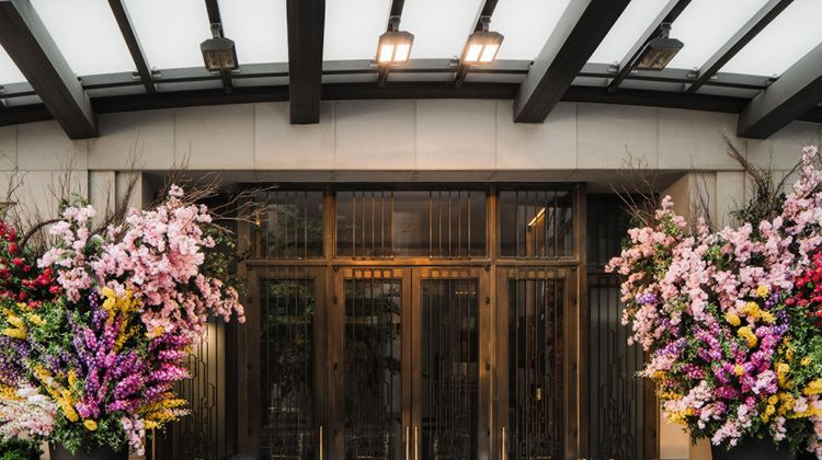 Four Seasons New York Downtown Exterior