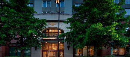 Residence Inn Portland Riverplace Exterior