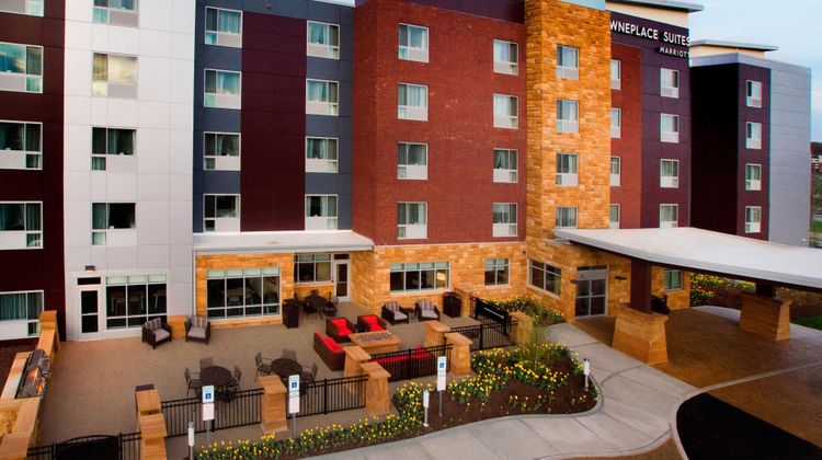TownePlace Suites Cranberry Township Exterior