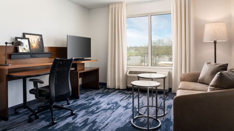 <b>Fairfield Inn & Suites Akron Fairlawn Suite</b>. Images powered by <a href="https://www.leonardoworldwide.com/" title="Leonardo Worldwide" target="_blank">Leonardo</a>.