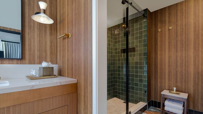 <b>Le Meridien Salt Lake City Downtown Room</b>. Images powered by <a href="https://www.leonardoworldwide.com/" title="Leonardo Worldwide" target="_blank">Leonardo</a>.