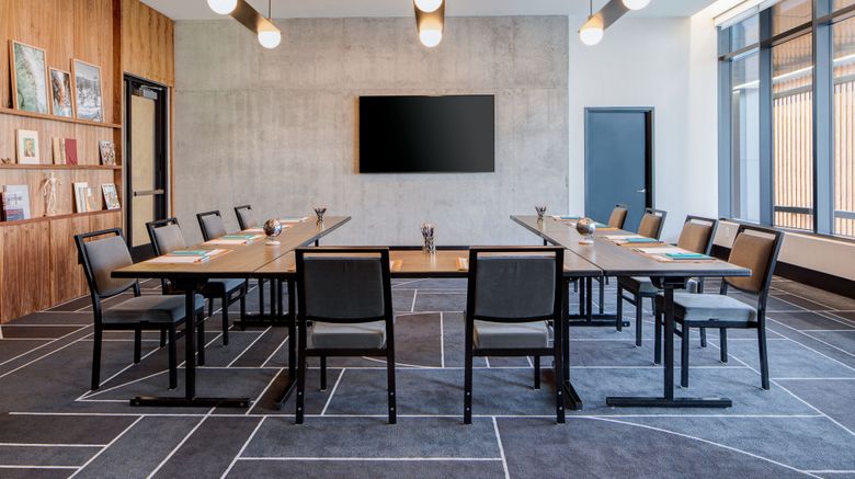 <b>Le Meridien Salt Lake City Downtown Meeting</b>. Images powered by <a href="https://www.leonardoworldwide.com/" title="Leonardo Worldwide" target="_blank">Leonardo</a>.