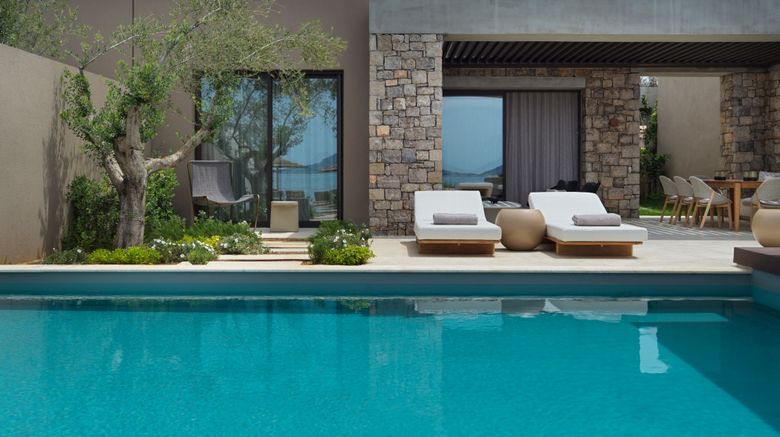 <b>W Costa Navarino Pool</b>. Images powered by <a href="https://www.leonardoworldwide.com/" title="Leonardo Worldwide" target="_blank">Leonardo</a>.