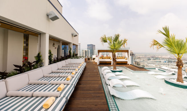 Hotel Swexan Exterior