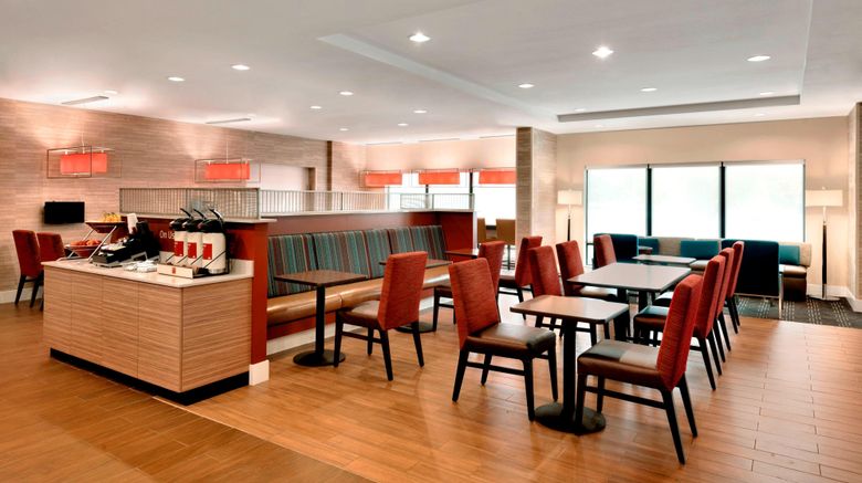 <b>TownePlace Suites by Marriott Lobby</b>. Images powered by <a href="https://www.leonardoworldwide.com/" title="Leonardo Worldwide" target="_blank">Leonardo</a>.