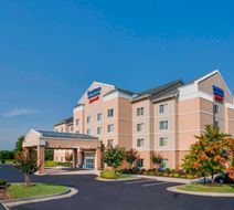 Fairfield Inn & Suites by Marriott Exterior