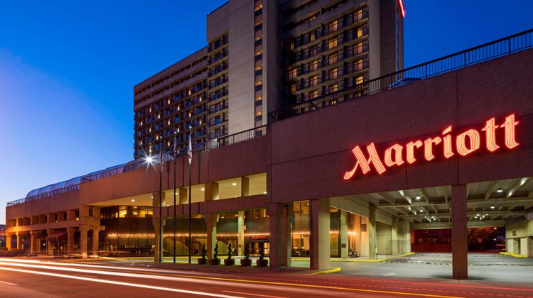 Charleston Marriott Town Center Exterior